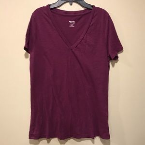 MOSSIMO T-SHIRT